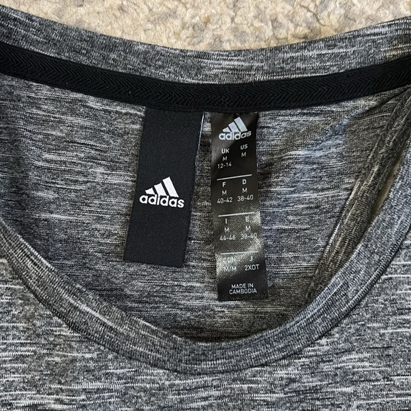 ✨Adidas Tank - Picture 5 of 7